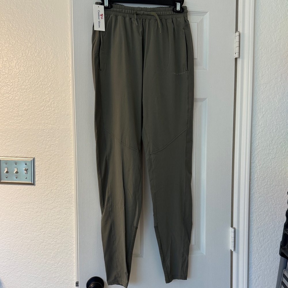 Outdoor Voices Women’s Sage Joggers NWT